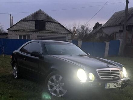 Черный Мерседес 230, объемом двигателя 2.3 л и пробегом 2 тыс. км за 2100 $, фото 1 на Automoto.ua