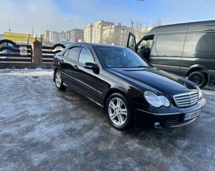 Чорний Мерседес 230, об'ємом двигуна 2.5 л та пробігом 207 тис. км за 6500 $, фото 1 на Automoto.ua