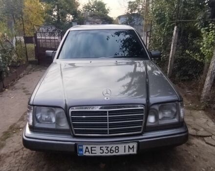 Фіолетовий Мерседес 230, об'ємом двигуна 2.3 л та пробігом 3 тис. км за 3363 $, фото 1 на Automoto.ua