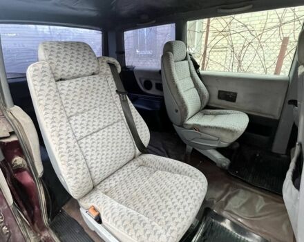 Красный Мерседес 230, объемом двигателя 2.3 л и пробегом 3 тыс. км за 3400 $, фото 9 на Automoto.ua