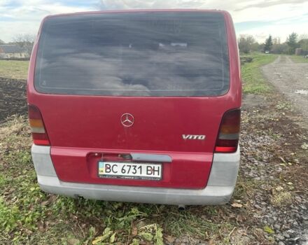 Красный Мерседес 230, объемом двигателя 2.3 л и пробегом 425 тыс. км за 1500 $, фото 2 на Automoto.ua