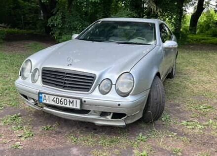 Серый Мерседес 230, объемом двигателя 2.3 л и пробегом 100 тыс. км за 1000 $, фото 1 на Automoto.ua