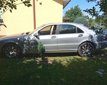 Сірий Мерседес 230, об'ємом двигуна 3.2 л та пробігом 450 тис. км за 4324 $, фото 2 на Automoto.ua