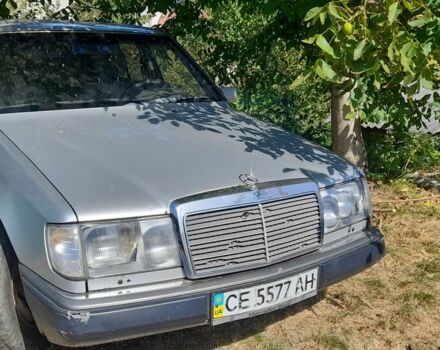 Серый Мерседес 230, объемом двигателя 2.3 л и пробегом 374 тыс. км за 1300 $, фото 9 на Automoto.ua