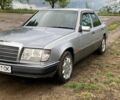 Сірий Мерседес 230, об'ємом двигуна 2.3 л та пробігом 300 тис. км за 2500 $, фото 1 на Automoto.ua
