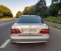 Серый Мерседес 230, объемом двигателя 2.3 л и пробегом 500 тыс. км за 2150 $, фото 4 на Automoto.ua