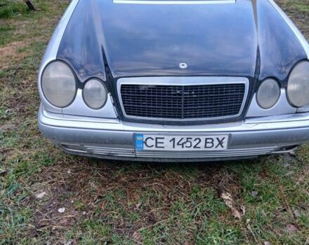 Серый Мерседес 230, объемом двигателя 2.3 л и пробегом 350 тыс. км за 3000 $, фото 2 на Automoto.ua