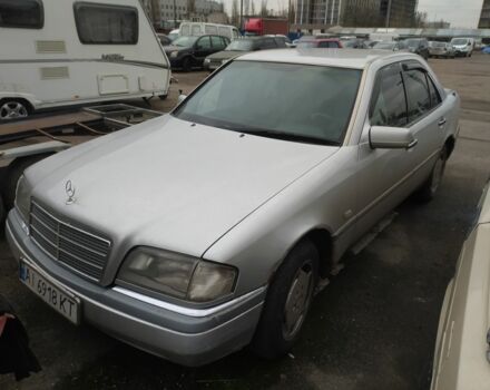 Серый Мерседес 230, объемом двигателя 0 л и пробегом 217 тыс. км за 1450 $, фото 1 на Automoto.ua