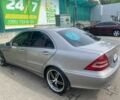 Серый Мерседес 230, объемом двигателя 1.8 л и пробегом 301 тыс. км за 5500 $, фото 1 на Automoto.ua