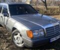 Серый Мерседес 230, объемом двигателя 2.3 л и пробегом 425 тыс. км за 3100 $, фото 1 на Automoto.ua