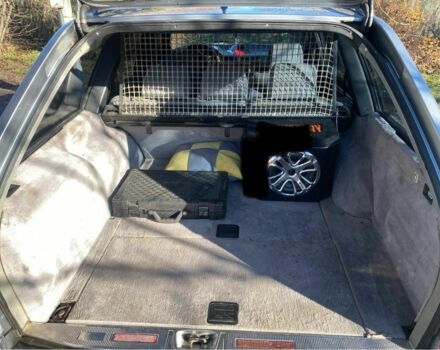 Серый Мерседес 230, объемом двигателя 2.3 л и пробегом 425 тыс. км за 3100 $, фото 5 на Automoto.ua