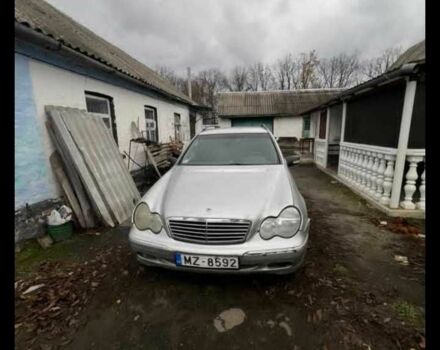 Сірий Мерседес 230, об'ємом двигуна 2.4 л та пробігом 300 тис. км за 1800 $, фото 7 на Automoto.ua