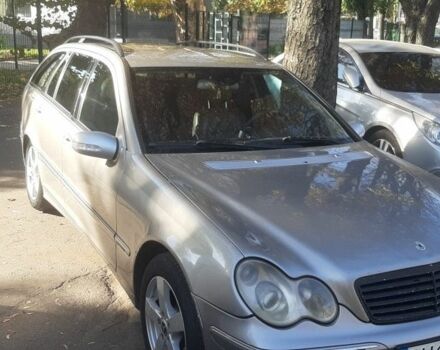 Серый Мерседес 230, объемом двигателя 2.7 л и пробегом 360 тыс. км за 6600 $, фото 2 на Automoto.ua