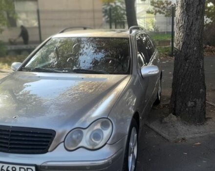 Серый Мерседес 230, объемом двигателя 2.7 л и пробегом 360 тыс. км за 6600 $, фото 3 на Automoto.ua