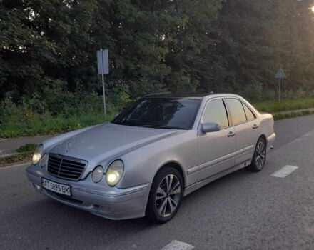 Сірий Мерседес 230, об'ємом двигуна 2.3 л та пробігом 500 тис. км за 2150 $, фото 1 на Automoto.ua