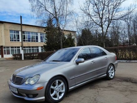 Мерседес 230 2007 у Подільськ (Котовськ) на Automoto.ua Сірий Мерседес 230, об'ємом двигуна 3 л та пробігом 200 тис. км за 5800 $, фото 1 на Automoto.ua