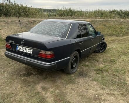 Синий Мерседес 230, объемом двигателя 2.3 л и пробегом 123 тыс. км за 1200 $, фото 3 на Automoto.ua