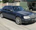 Синій Мерседес 230, об'ємом двигуна 2 л та пробігом 300 тис. км за 1711 $, фото 1 на Automoto.ua