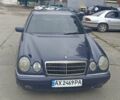 Синий Мерседес 230, объемом двигателя 2.3 л и пробегом 400 тыс. км за 2700 $, фото 1 на Automoto.ua