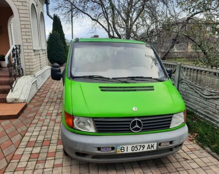 Зеленый Мерседес 230, объемом двигателя 0 л и пробегом 360 тыс. км за 4500 $, фото 1 на Automoto.ua