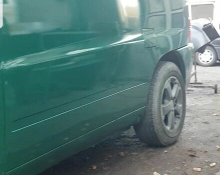 Зеленый Мерседес 230, объемом двигателя 2.3 л и пробегом 380 тыс. км за 4300 $, фото 2 на Automoto.ua