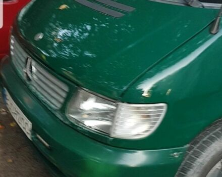 Зеленый Мерседес 230, объемом двигателя 2.3 л и пробегом 380 тыс. км за 4300 $, фото 1 на Automoto.ua