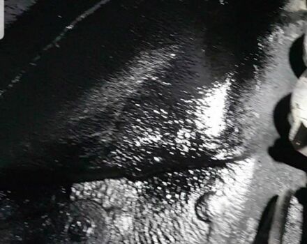 Зеленый Мерседес 230, объемом двигателя 2.3 л и пробегом 380 тыс. км за 4300 $, фото 7 на Automoto.ua