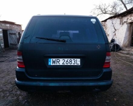 Зелений Мерседес 230, об'ємом двигуна 2.3 л та пробігом 1 тис. км за 2100 $, фото 2 на Automoto.ua