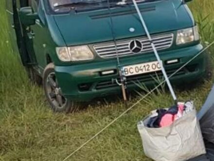 Мерседес 230 1997 в Львове на Automoto.ua Зеленый Мерседес 230, объемом двигателя 2.3 л и пробегом 380 тыс. км за 4300 $, фото 1 на Automoto.ua