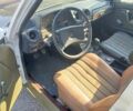 Белый Мерседес 240, объемом двигателя 2.4 л и пробегом 150 тыс. км за 1100 $, фото 6 на Automoto.ua