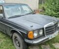 Черный Мерседес 240, объемом двигателя 3 л и пробегом 300 тыс. км за 1300 $, фото 1 на Automoto.ua