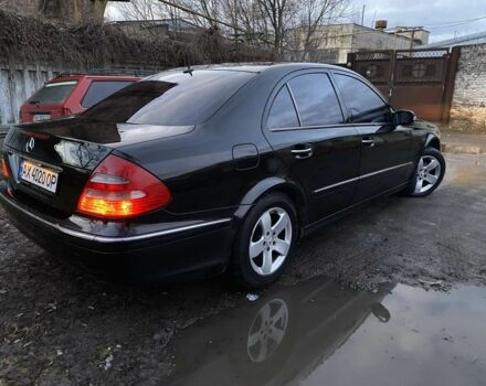 Черный Мерседес 240, объемом двигателя 2.6 л и пробегом 260 тыс. км за 6500 $, фото 4 на Automoto.ua