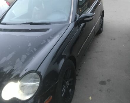 Черный Мерседес 240, объемом двигателя 2.6 л и пробегом 314 тыс. км за 5235 $, фото 2 на Automoto.ua