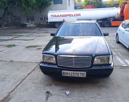 Чорний Мерседес 240, об'ємом двигуна 3 л та пробігом 555 тис. км за 7000 $, фото 1 на Automoto.ua