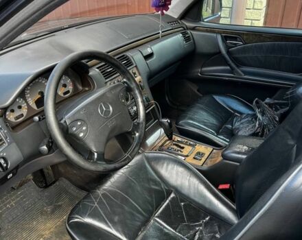 Фіолетовий Мерседес 240, об'ємом двигуна 2.7 л та пробігом 370 тис. км за 3000 $, фото 8 на Automoto.ua