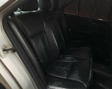 Сірий Мерседес 240, об'ємом двигуна 2.4 л та пробігом 400 тис. км за 2400 $, фото 11 на Automoto.ua