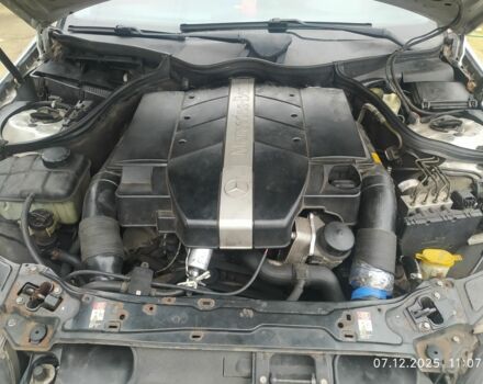 Серый Мерседес 240, объемом двигателя 2.6 л и пробегом 450 тыс. км за 1700 $, фото 7 на Automoto.ua