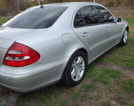 Серый Мерседес 240, объемом двигателя 2.6 л и пробегом 340 тыс. км за 5950 $, фото 1 на Automoto.ua