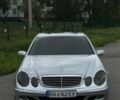 Серый Мерседес 240, объемом двигателя 2.8 л и пробегом 380 тыс. км за 4600 $, фото 1 на Automoto.ua