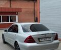 Серый Мерседес 240, объемом двигателя 2.6 л и пробегом 233 тыс. км за 4100 $, фото 5 на Automoto.ua