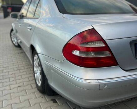 Сірий Мерседес 240, об'ємом двигуна 2.8 л та пробігом 316 тис. км за 5400 $, фото 3 на Automoto.ua