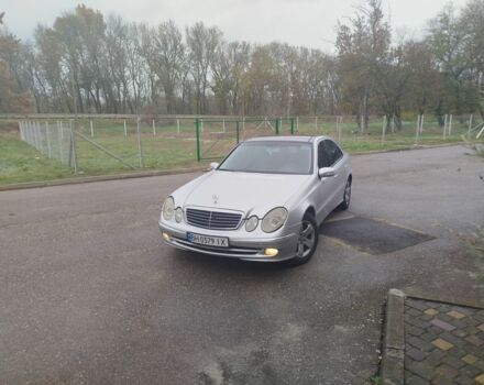 Серый Мерседес 240, объемом двигателя 2.6 л и пробегом 340 тыс. км за 5500 $, фото 3 на Automoto.ua