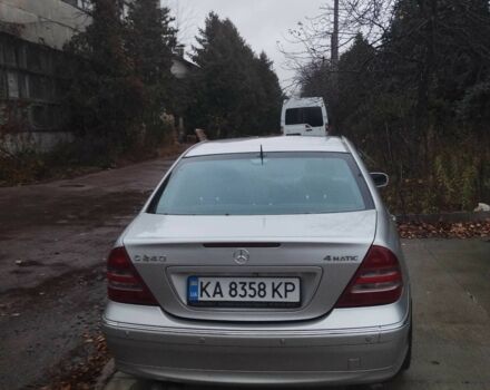 Сірий Мерседес 240, об'ємом двигуна 2.6 л та пробігом 300 тис. км за 6500 $, фото 4 на Automoto.ua