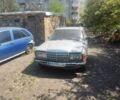 Серый Мерседес 240, объемом двигателя 2.4 л и пробегом 625 тыс. км за 2000 $, фото 1 на Automoto.ua