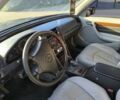 Синий Мерседес 240, объемом двигателя 2.4 л и пробегом 377 тыс. км за 3300 $, фото 2 на Automoto.ua