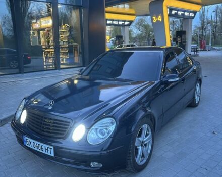 Синій Мерседес 240, об'ємом двигуна 2.6 л та пробігом 320 тис. км за 5200 $, фото 2 на Automoto.ua