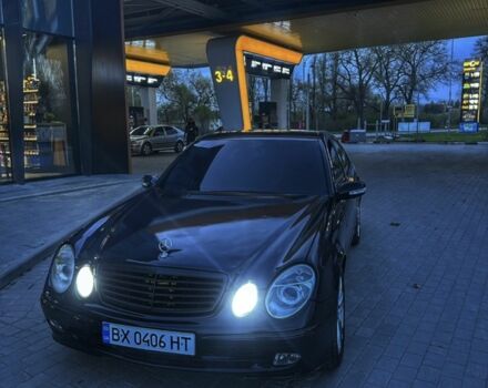 Синій Мерседес 240, об'ємом двигуна 2.6 л та пробігом 320 тис. км за 5200 $, фото 1 на Automoto.ua