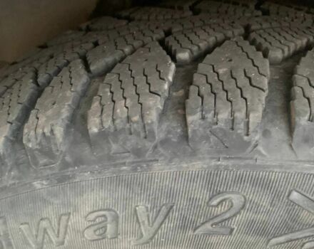 Синій Мерседес 240, об'ємом двигуна 2.4 л та пробігом 400 тис. км за 2350 $, фото 7 на Automoto.ua