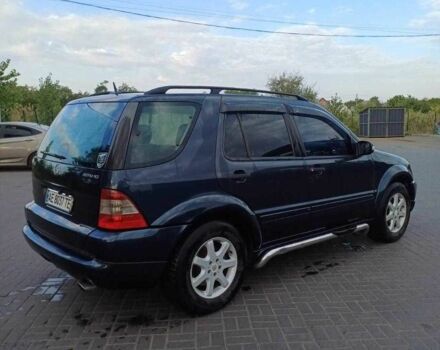 Синий Мерседес 240, объемом двигателя 2.7 л и пробегом 1000 тыс. км за 6100 $, фото 2 на Automoto.ua