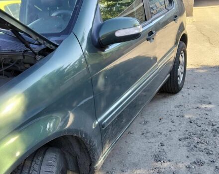 Зеленый Мерседес 240, объемом двигателя 3 л и пробегом 270 тыс. км за 4600 $, фото 12 на Automoto.ua